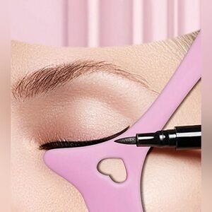 Precision Eyeliner Tool with Black Pen